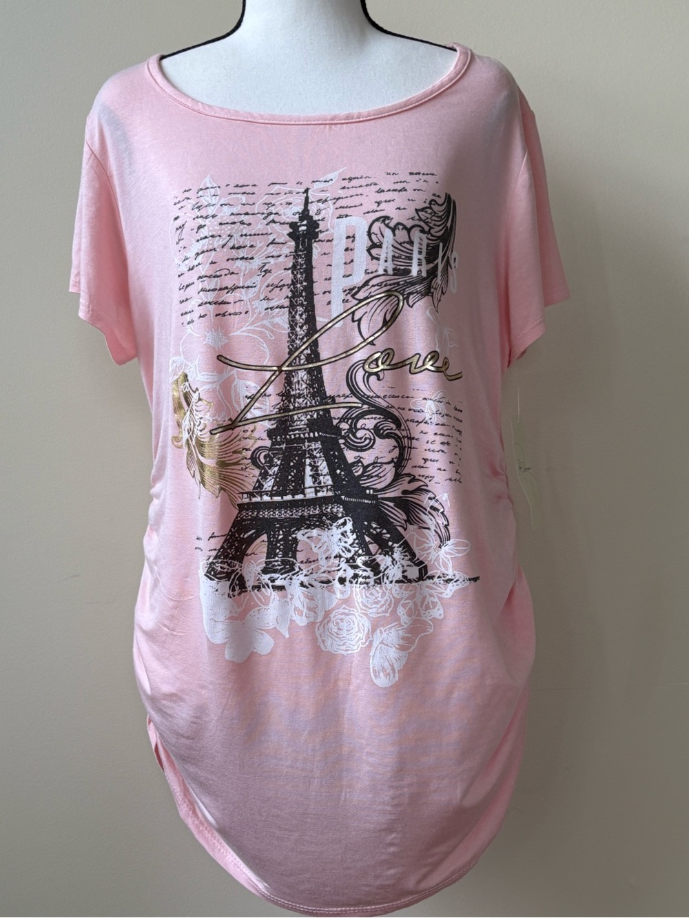 Women’s Pink Eiffel Tower Graphic Short Sleeve Tee